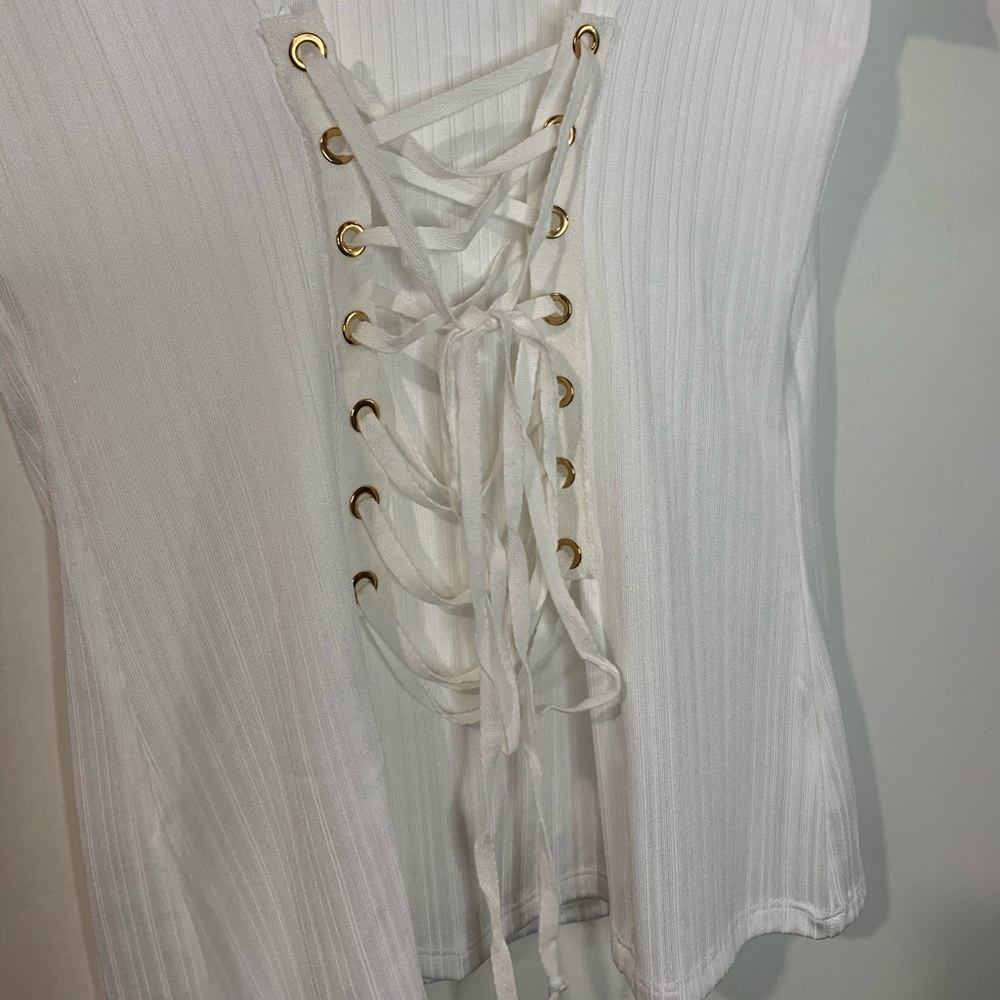 Love J lace up top - Picture 3 of 3